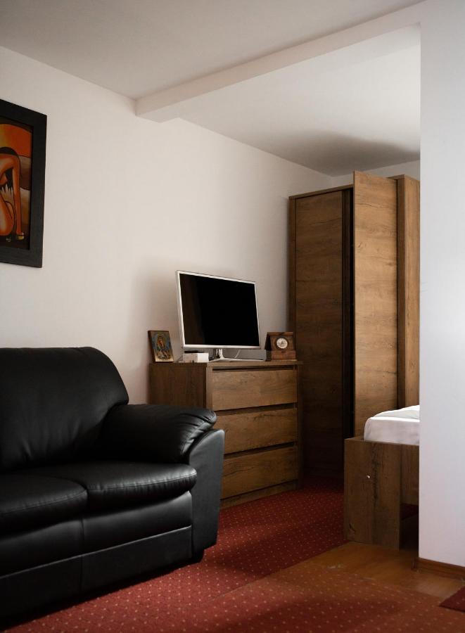 קלוז'-נאפוקה Viking Apartment Grigo מראה חיצוני תמונה